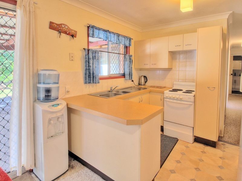 3 Bonhill Court, Hillcrest QLD 4118
