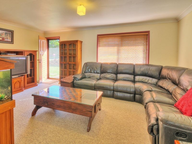 3 Bonhill Court, Hillcrest QLD 4118