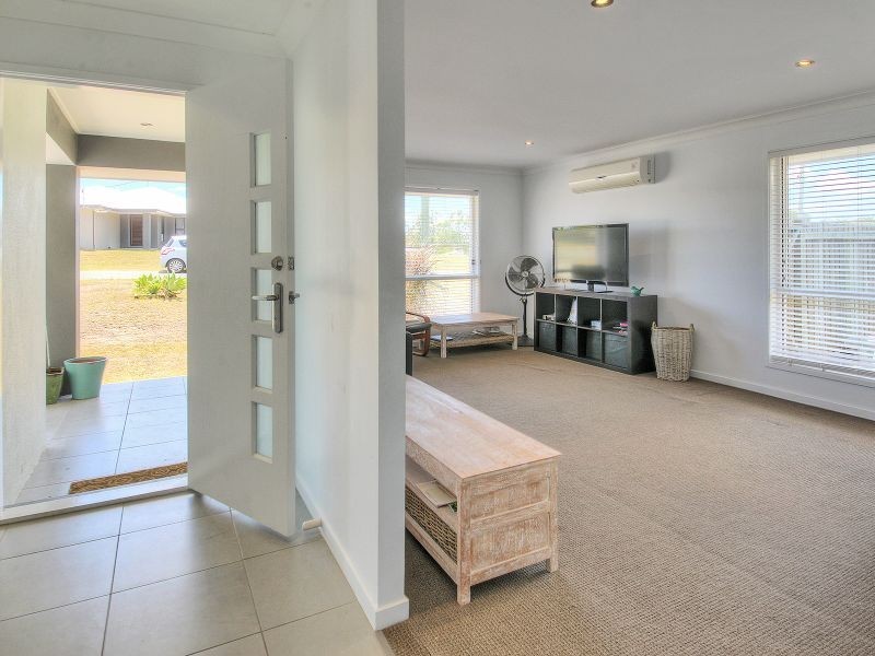77 Manning Street, Jimboomba QLD 4280