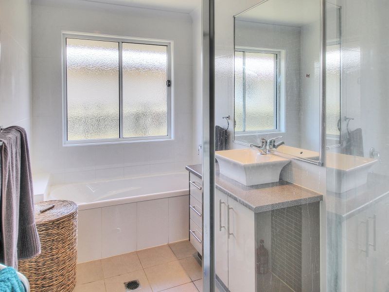 77 Manning Street, Jimboomba QLD 4280