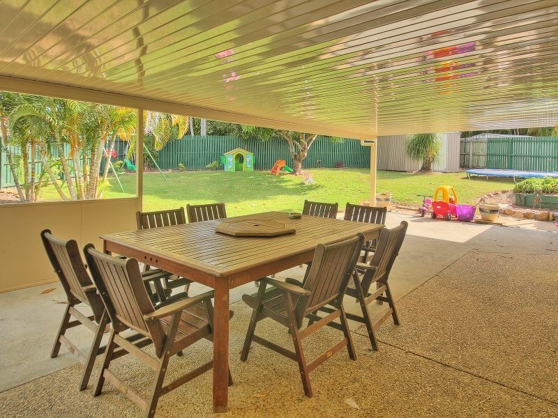 13 Greygum Court, Regents Park QLD 4118