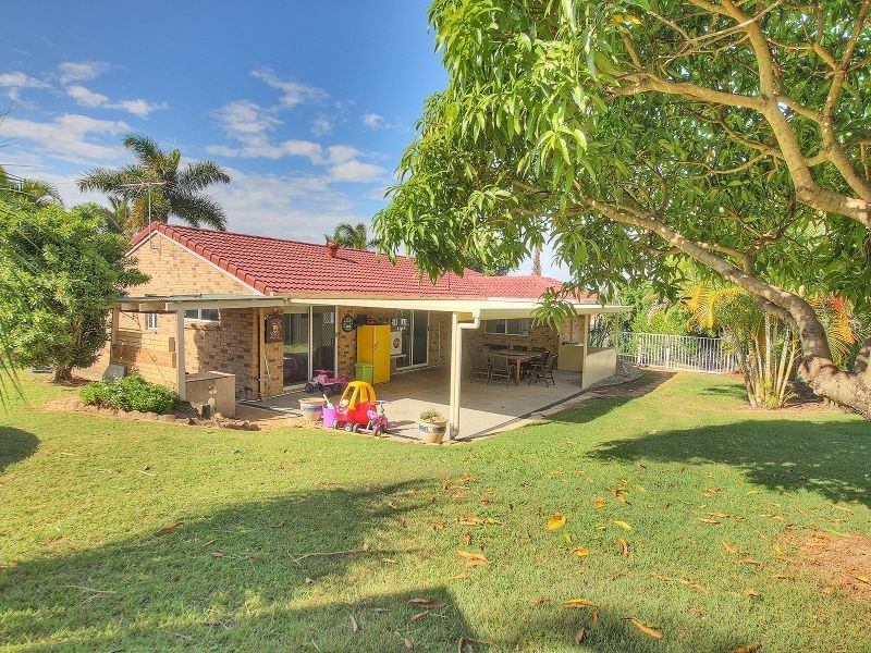 13 Greygum Court, Regents Park QLD 4118