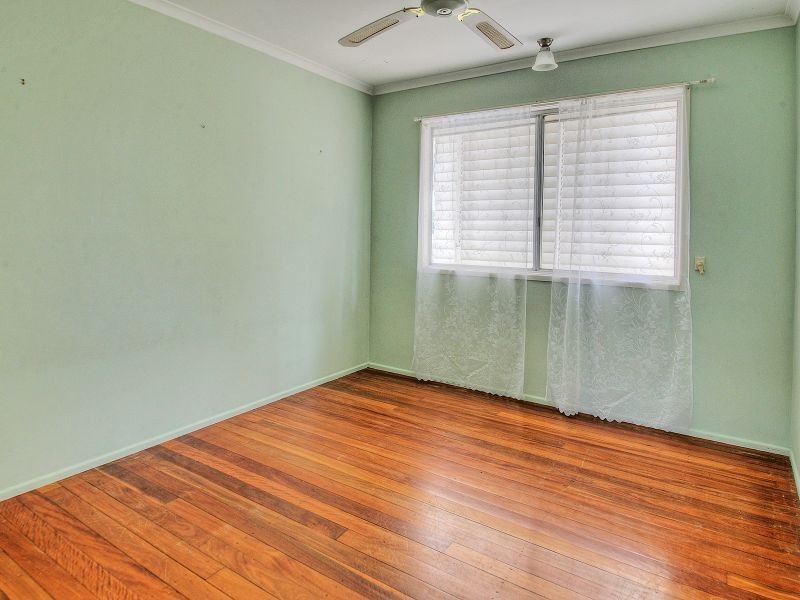 5 Hakea Street, Crestmead QLD 4132