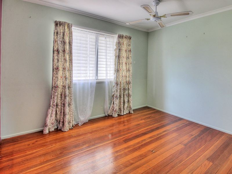 5 Hakea Street, Crestmead QLD 4132