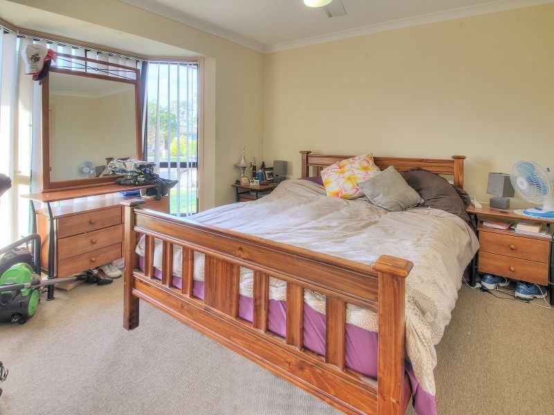 10 Nicole Place, Crestmead QLD 4132