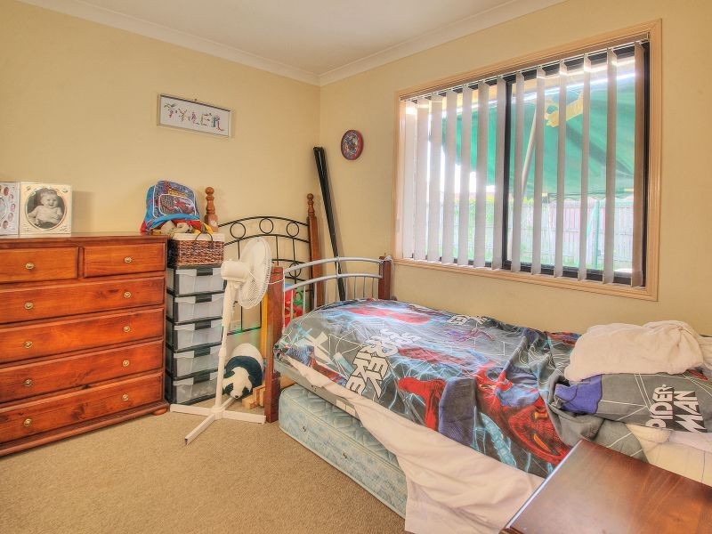 10 Nicole Place, Crestmead QLD 4132