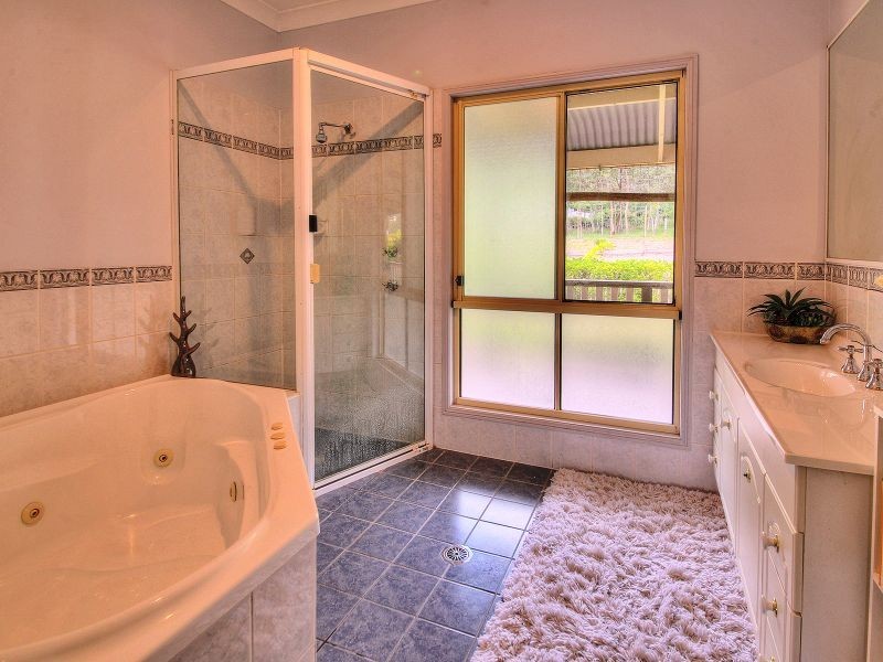 22 Willandra Road, Greenbank QLD 4124