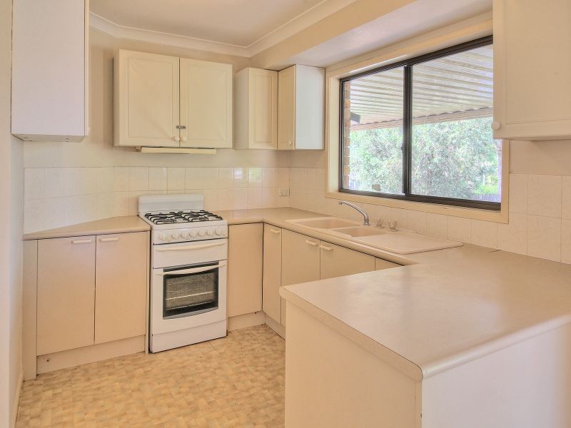 2 Seymore Court, Boronia Heights QLD 4124