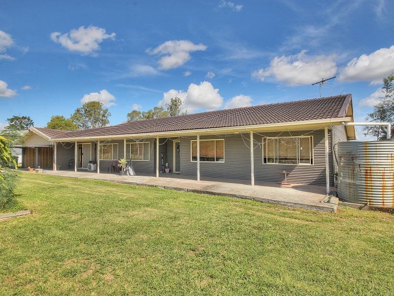54 Beryl Parade, North Maclean QLD 4280