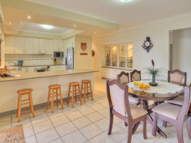 18 Kangaroo Close, Greenbank QLD 4124