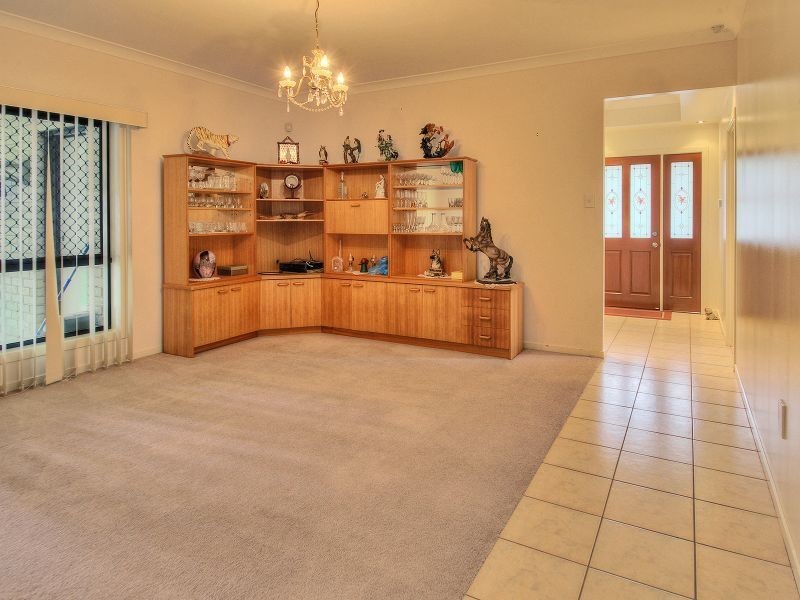 18 Kangaroo Close, Greenbank QLD 4124