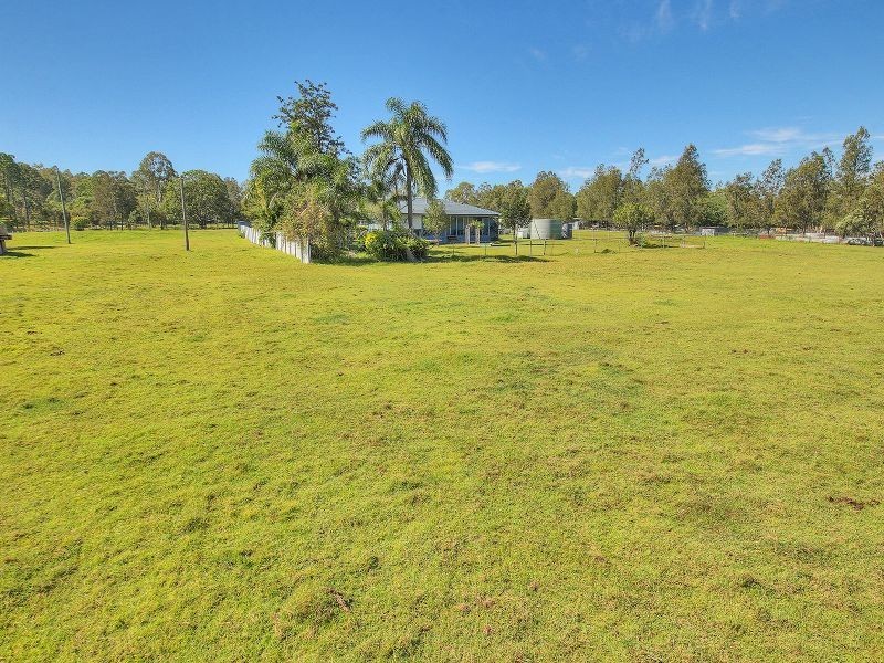 23 Rosina Road, North Maclean QLD 4280