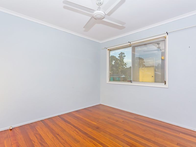 12 Waratah Drive, Crestmead QLD 4132