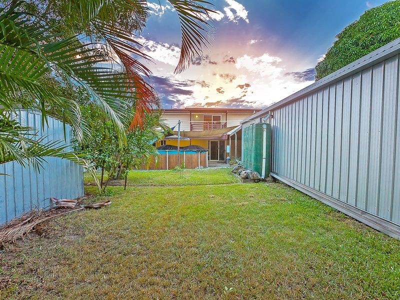 12 Waratah Drive, Crestmead QLD 4132