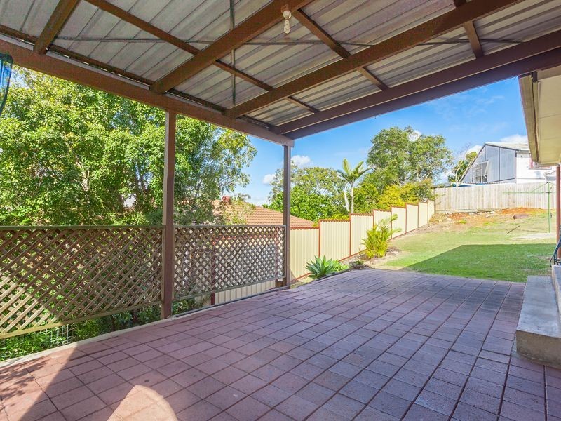 3 Dracon Street, Regents Park QLD 4118