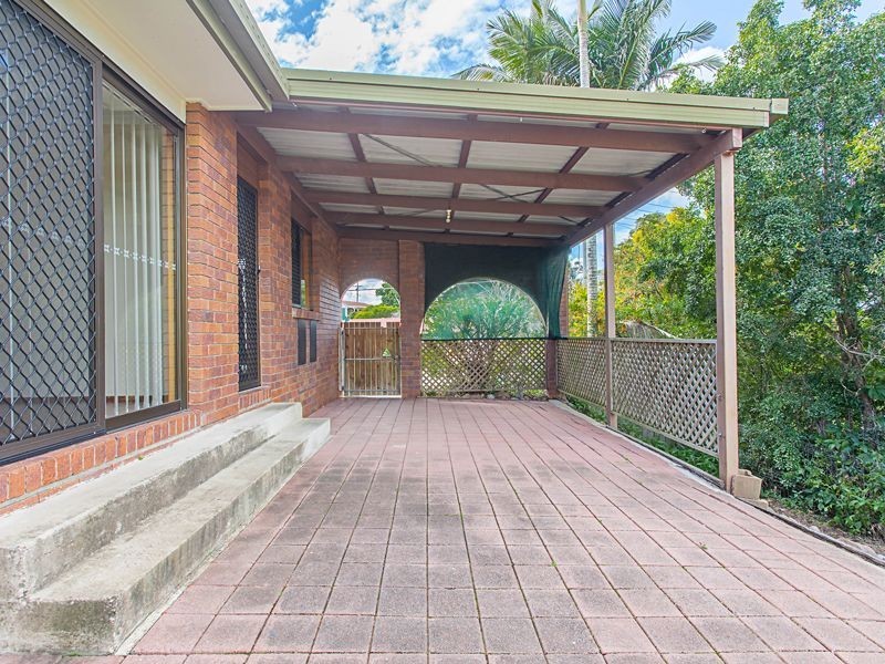 3 Dracon Street, Regents Park QLD 4118