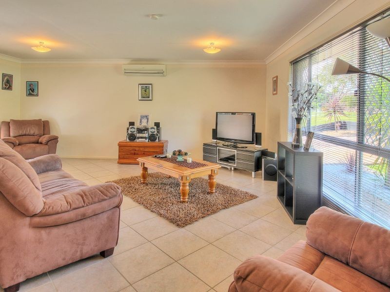 17 Mortlake Crescent, Boronia Heights QLD 4124