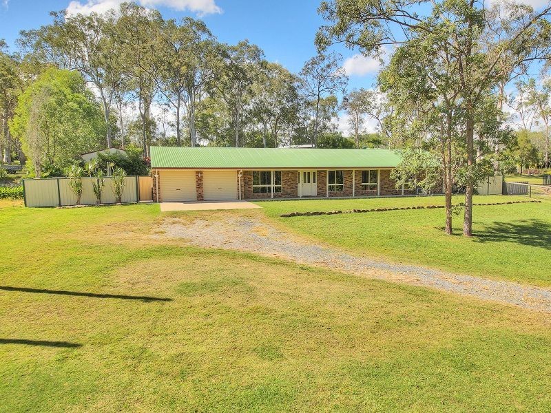 111 Thylungra Road, Park Ridge South QLD 4125