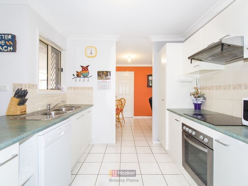 10 Oakwood Drive, Waterford West QLD 4133