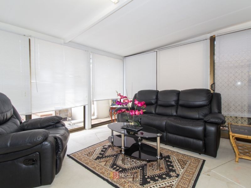 10 Oakwood Drive, Waterford West QLD 4133