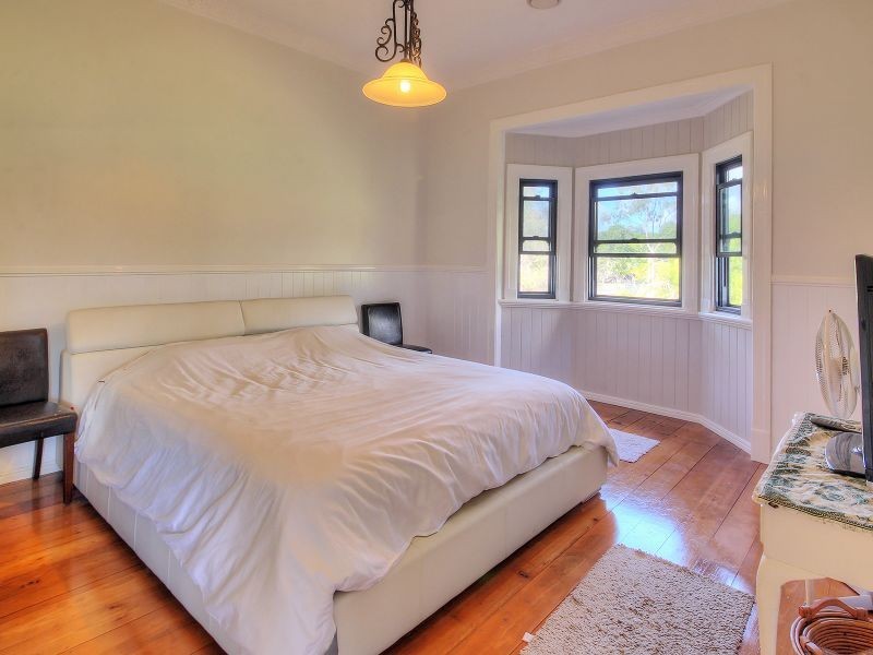 32 Hubner Road, Park Ridge QLD 4125