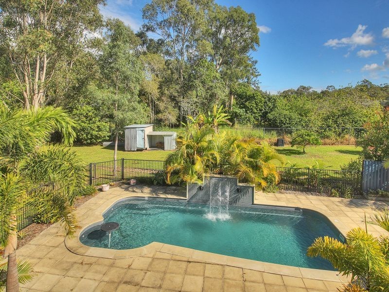 32 Hubner Road, Park Ridge QLD 4125