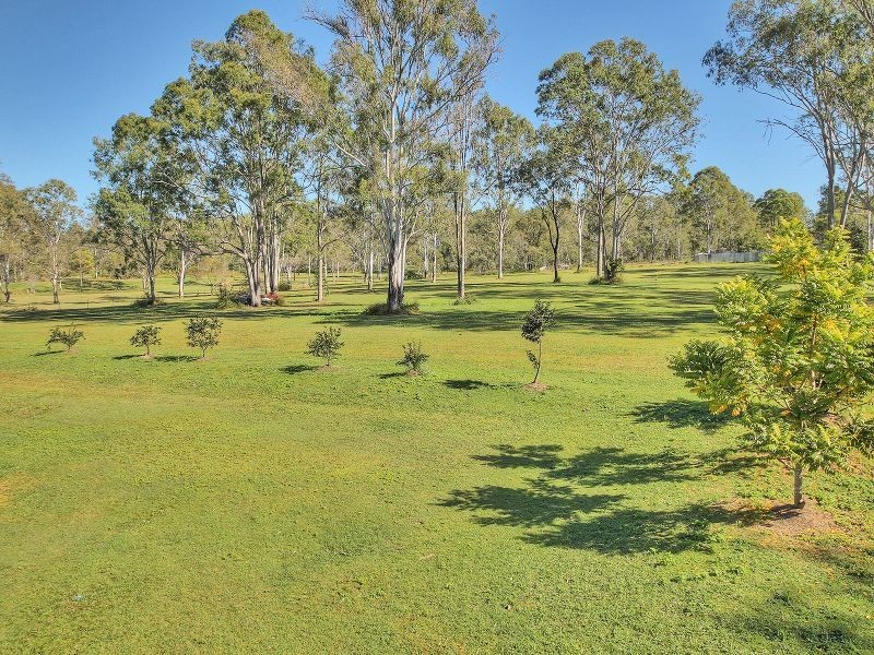 21-29 Brightwell Street, Greenbank QLD 4124