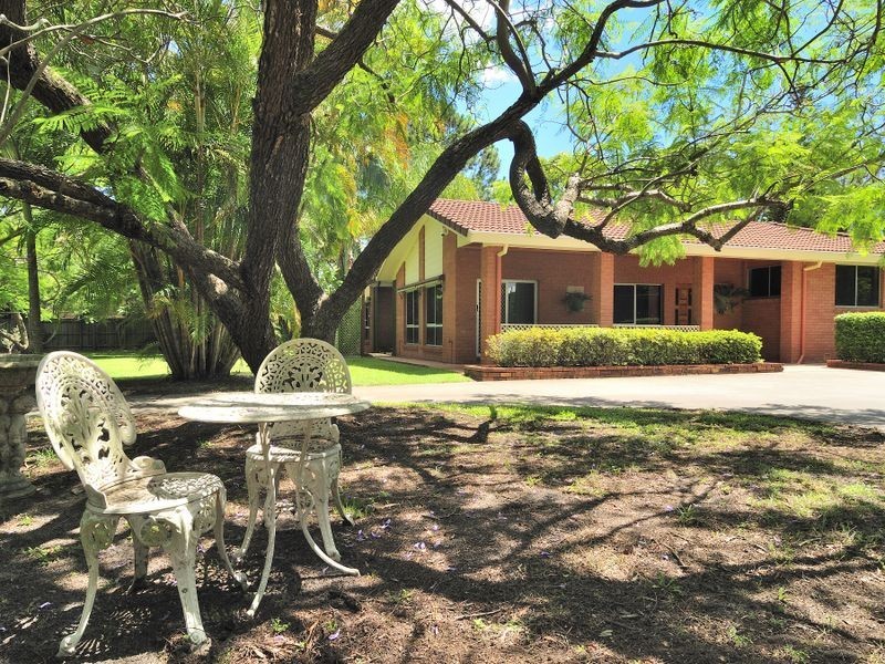 329 Middle Road, Boronia Heights QLD 4124