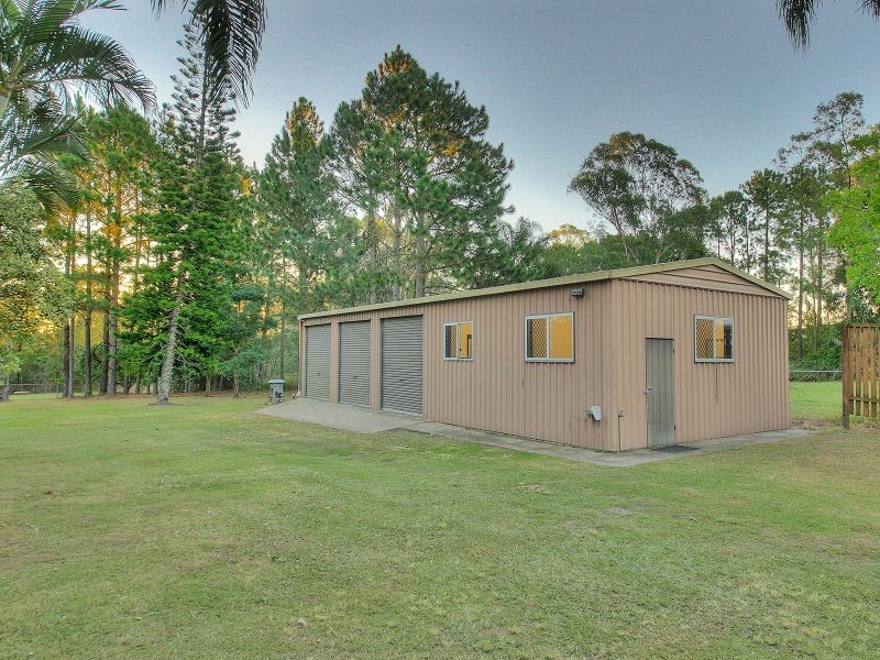 329 Middle Road, Boronia Heights QLD 4124
