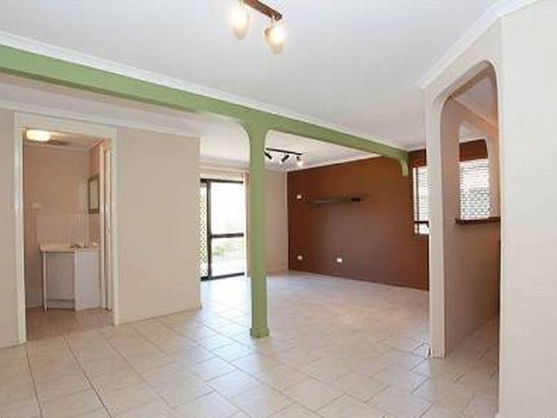 12 Waters Street, Waterford West QLD 4133