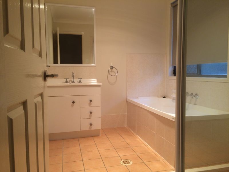 2/28 Cherrytree Place, Waterford West QLD 4133