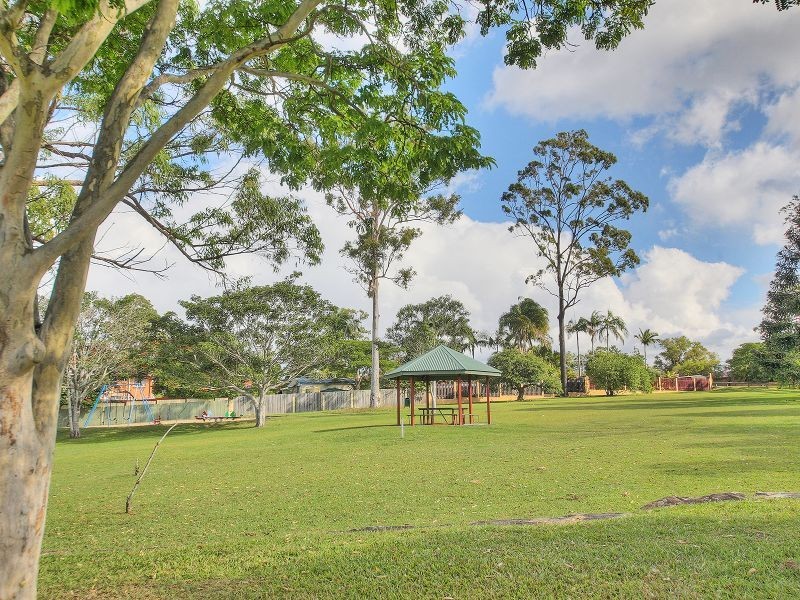 35 Woodview Street, Browns Plains QLD 4118