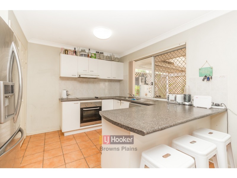 148 Lamberth Road, Regents Park QLD 4118
