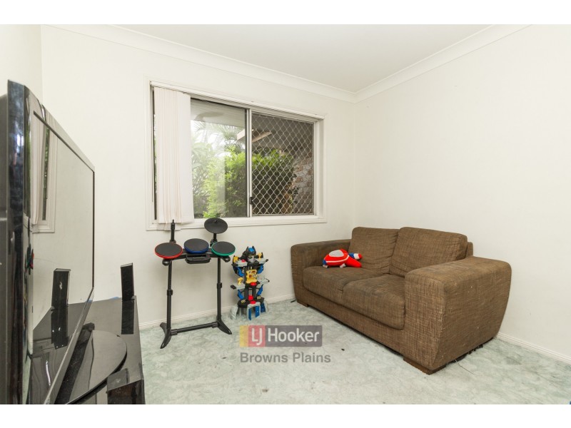 148 Lamberth Road, Regents Park QLD 4118