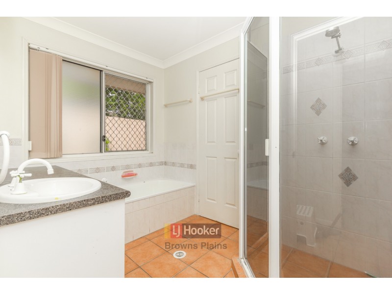 148 Lamberth Road, Regents Park QLD 4118