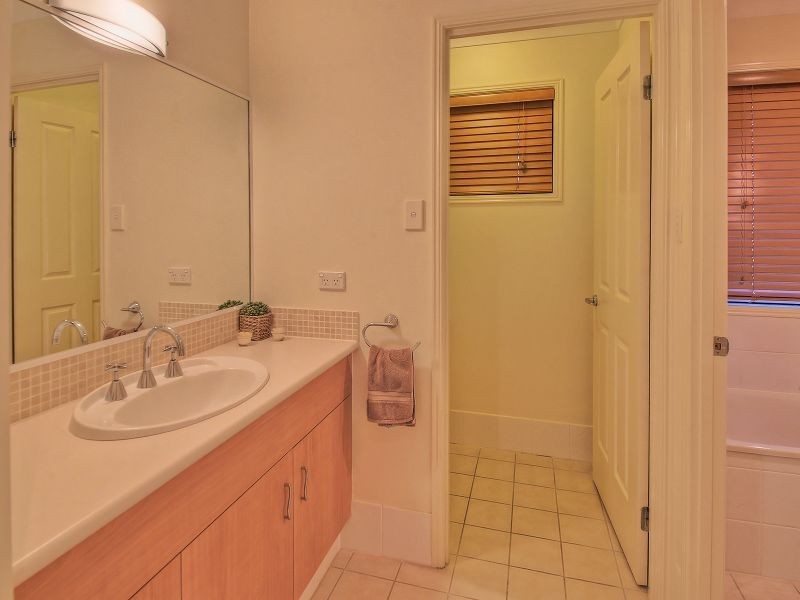90 Wallaby Way, New Beith QLD 4124
