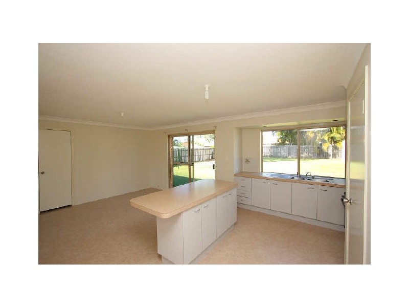 23 Gingko Crescent, Regents Park QLD 4118