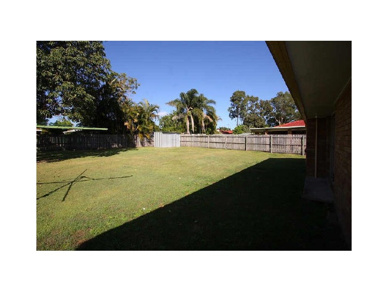 23 Gingko Crescent, Regents Park QLD 4118
