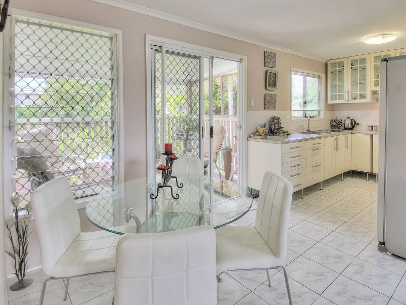 34 Waratah Drive, Crestmead QLD 4132