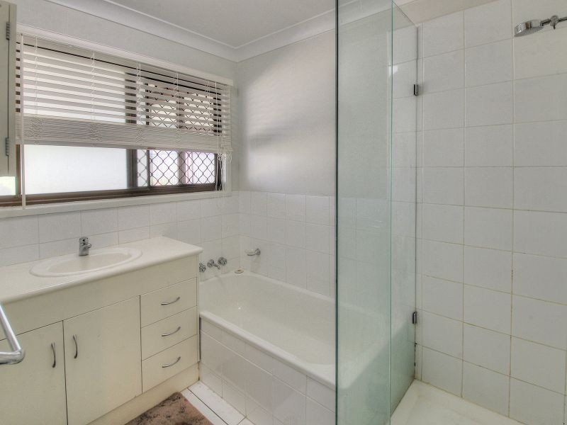 28 Trulson Drive, Crestmead QLD 4132