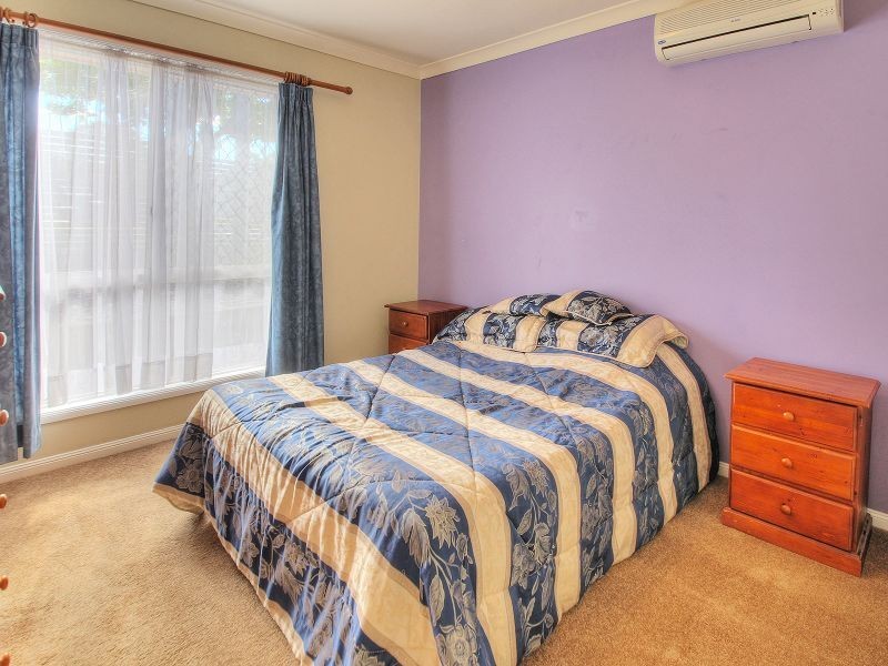 24 Myles Court, Boronia Heights QLD 4124