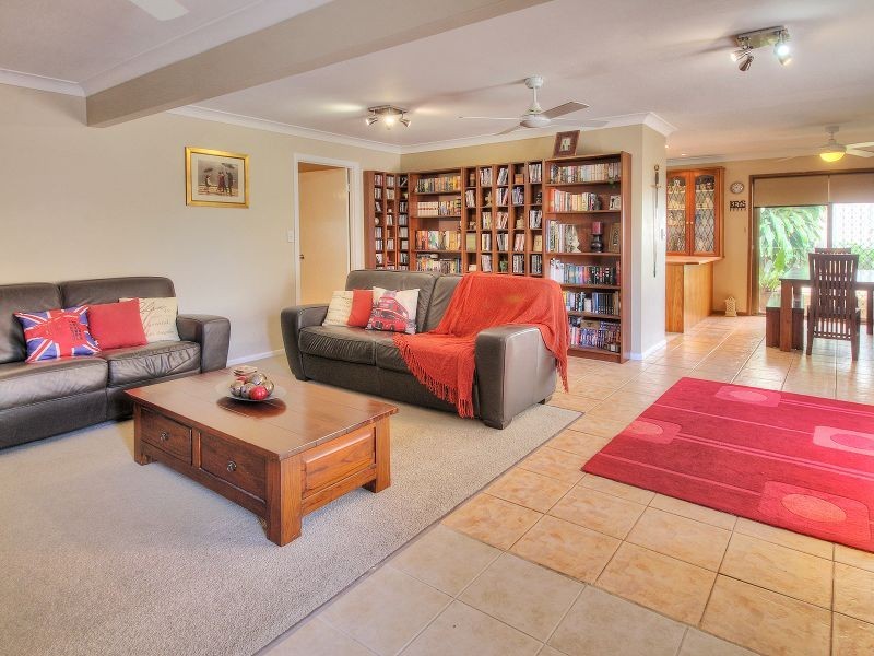 17 Antlia Street, Regents Park QLD 4118