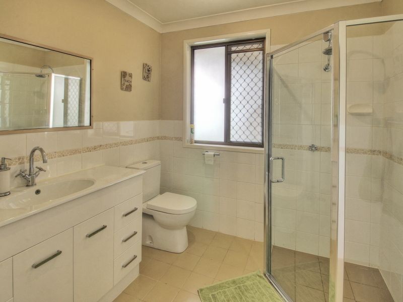 17 Antlia Street, Regents Park QLD 4118