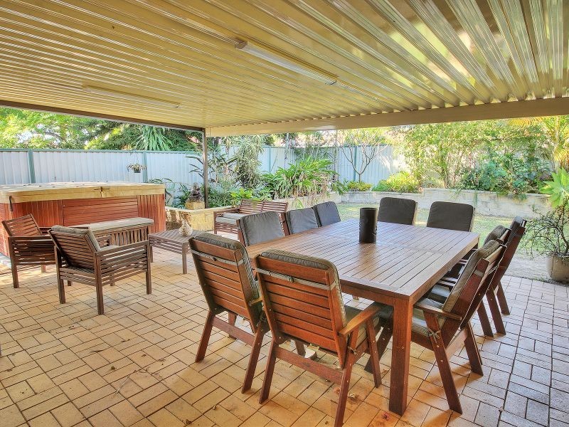 17 Antlia Street, Regents Park QLD 4118