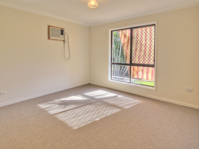 90 Mackellar Drive, Boronia Heights QLD 4124