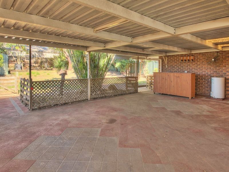 90 Mackellar Drive, Boronia Heights QLD 4124