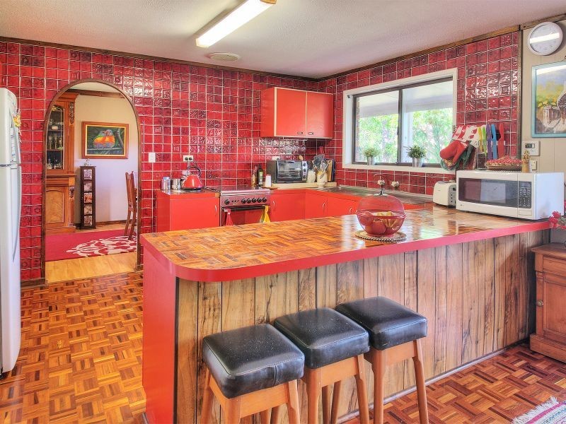 22 Newburn Street, Hillcrest QLD 4118