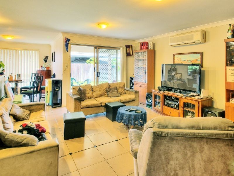 34 Lamberth Road, Regents Park QLD 4118