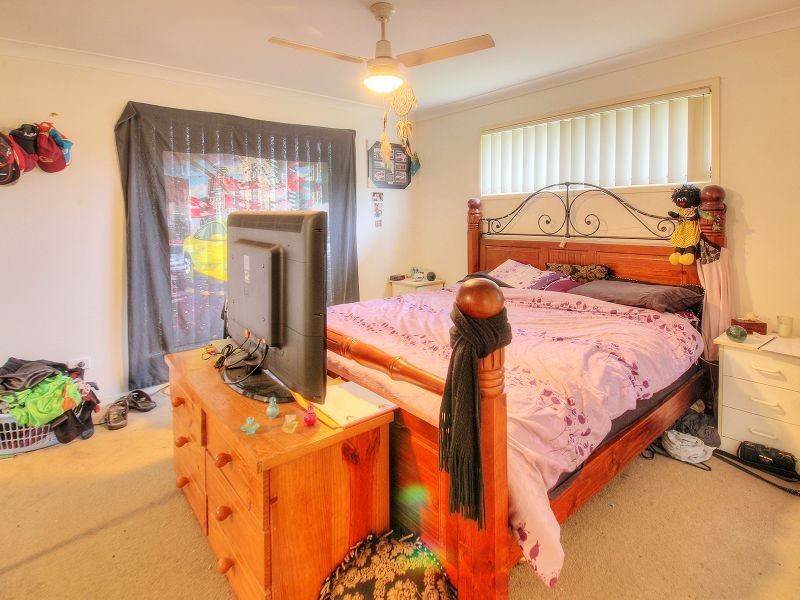 34 Lamberth Road, Regents Park QLD 4118