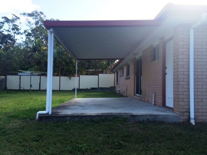 39 Conifer Street, Hillcrest QLD 4118